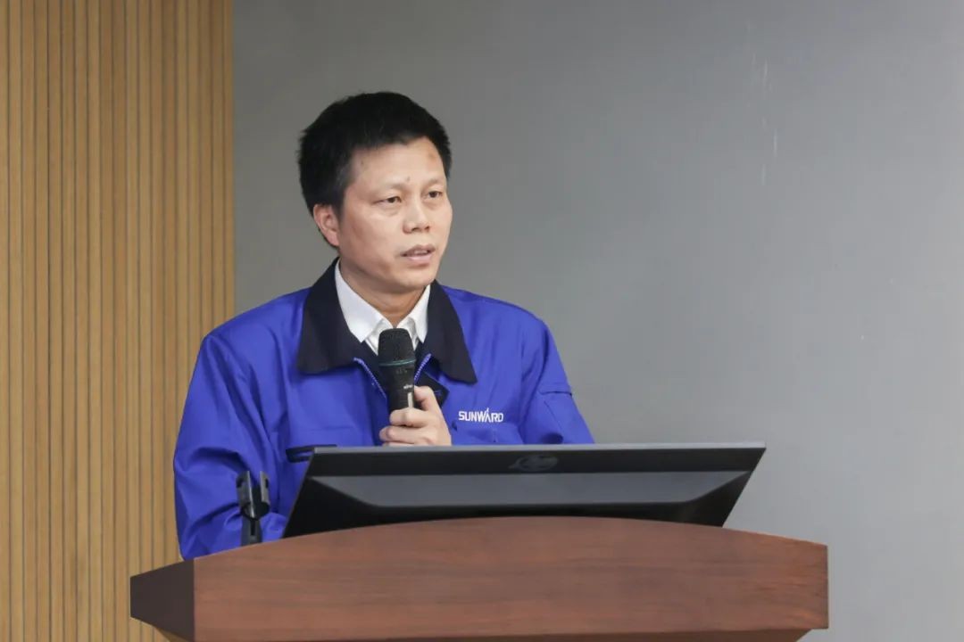 2021中国（长沙）国际工程机械设计大赛暨“设计之星”评选活动开云官方注册-开云(中国)
智能组“创新设计工作营”开营啦！