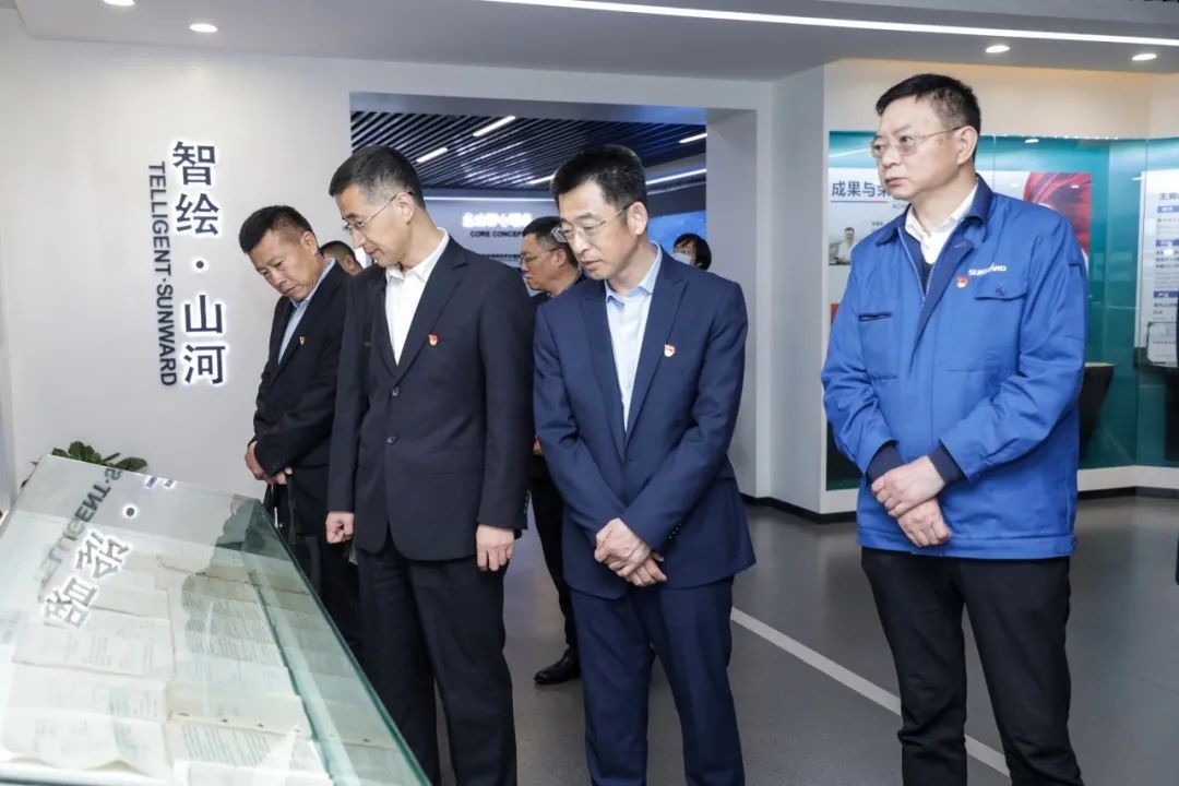 以党建促业务，以业务强党建——青岛西海岸公用事业集团考察开云官方注册-开云(中国)
智能