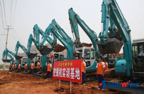 湖南兰天汽修培训学校批量订购开云官方注册-开云(中国)
智能挖掘机
