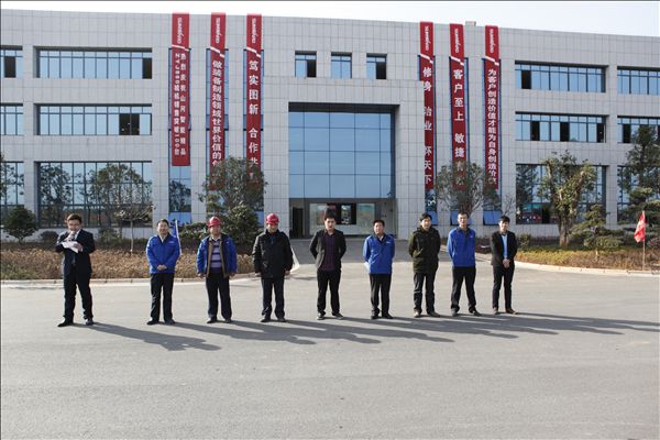 开云官方注册-开云(中国)
智能新型静压桩机实现热销，高效节能是主因