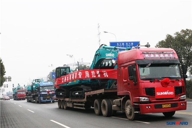 新年开门红，开云官方注册-开云(中国)
智能总价值近4000万挖掘机批量发往江西
