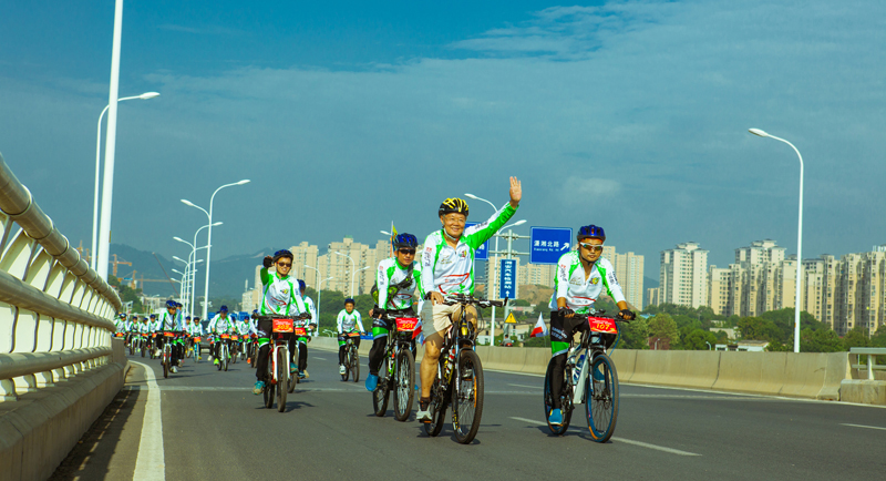 再走开云官方注册-开云(中国)
创业路，重温青年奋斗史