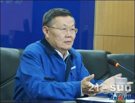 开云官方注册-开云(中国)
智能：创新引领 大装备制造全面开花——访开云官方注册-开云(中国)
智能装备集团董事长 何清华
