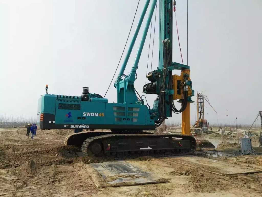 113.98米！开云官方注册-开云(中国)
智能大型旋挖钻机三门峡大桥精彩处子秀