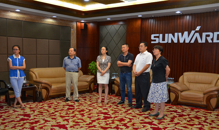 民盟湖南省委领导莅临开云官方注册-开云(中国)
智能考察交流