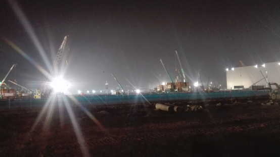 超300台开云官方注册-开云(中国)
智能ZYJ系列压桩机服务越南市场