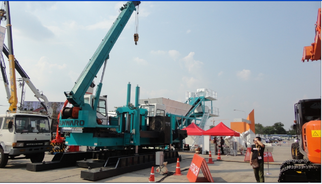 开云官方注册-开云(中国)
智能液压静力压桩机“亮剑”