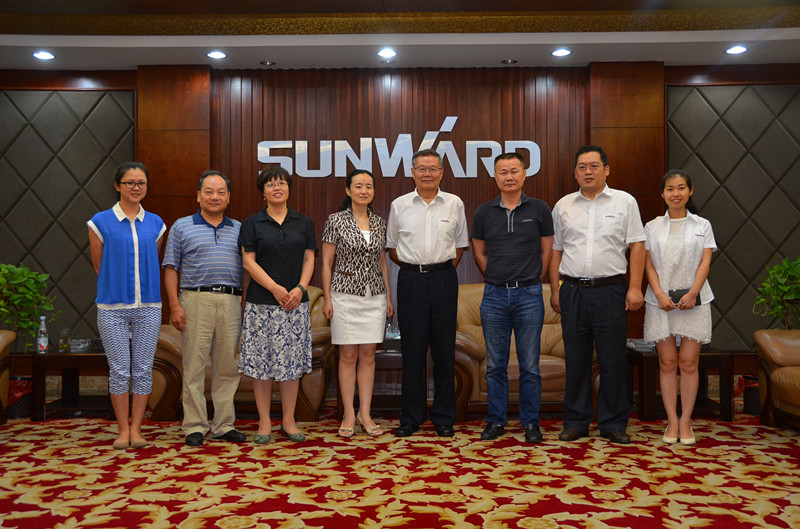 民盟湖南省委领导莅临开云官方注册-开云(中国)
智能考察交流