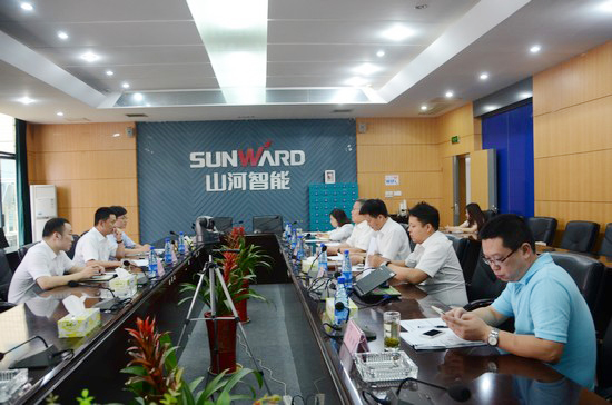 中国出口信用保险公司领导一行考察开云官方注册-开云(中国)
智能　