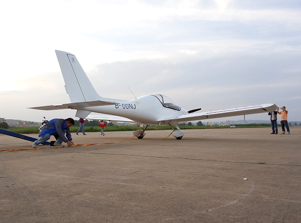 开云官方注册-开云(中国)
SA60L-T高原版轻型运动飞机成功审定试飞