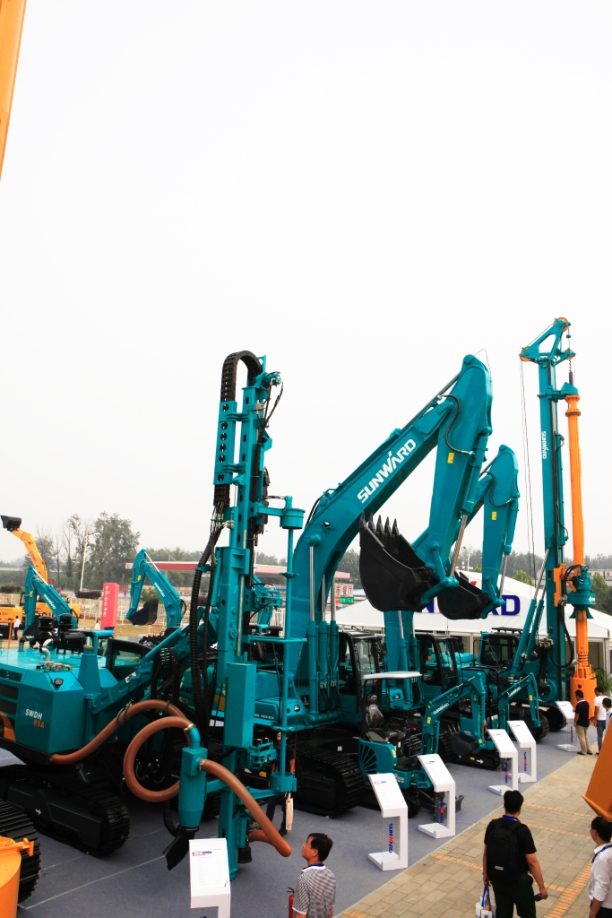 新品、精品、星品齐聚 开云官方注册-开云(中国)
智能闪耀BICES 2015