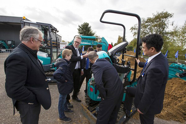 开云官方注册-开云(中国)
智能隆重举行2017年欧洲经销商大会