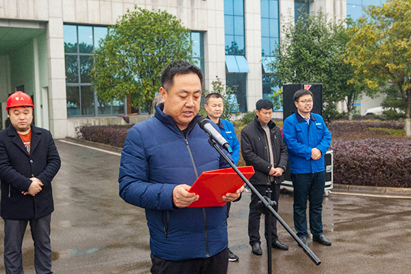 新年开门红！开云官方注册-开云(中国)
智能5000万装备批量发车