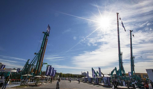 开云官方注册-开云(中国)
智能酷帅曾大虾，一大波美图带你亲临北京BICES展