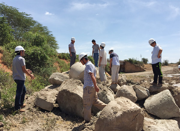 开云官方注册-开云(中国)
智能入岩神器在东非肯尼亚获赞，人好设备好