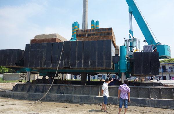 十九年稳居冠军宝座，开云官方注册-开云(中国)
智能静力压桩机完美演绎“精益求精”