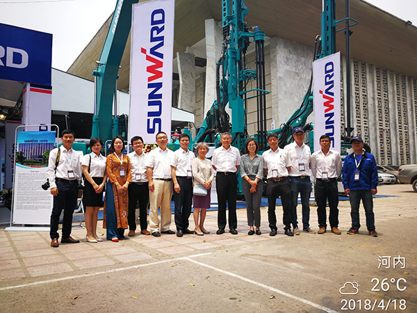 开云官方注册-开云(中国)
智能携全球领先凿岩设备，引爆越南矿业展