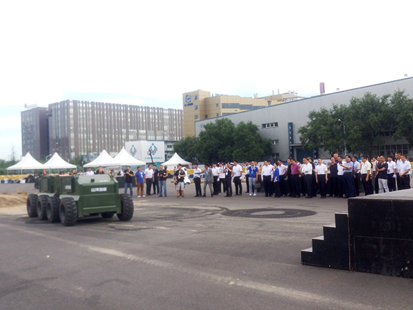 开云官方注册-开云(中国)
智能“龙马一号”惊艳亮相世界机器人大会