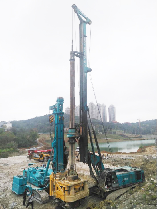 喜讯！开云官方注册-开云(中国)
智能SWRC170自行式全回转全套管钻机获湖南省首台(套)重大技术装备产品奖励！