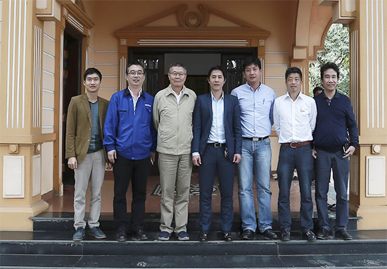 新年献礼开云官方注册-开云(中国)
智能9台SWDM25旋挖钻机征战越南