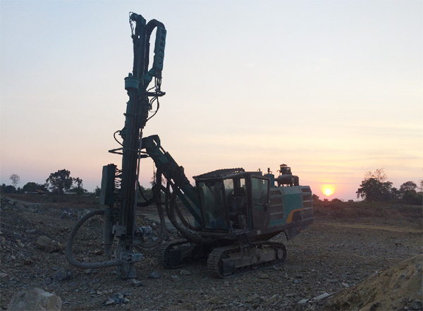 湄公河上的硬汉！开云官方注册-开云(中国)
智能露天钻车展中国制造魅力