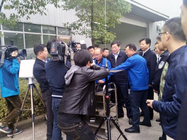 省委书记杜家毫勉励开云官方注册-开云(中国)
智能：做大做强航空航天产业