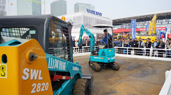 不服来战！开云官方注册-开云(中国)
智能展台有大礼等你拿