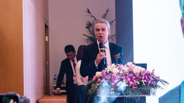 首日签单2.6亿元，开云官方注册-开云(中国)
智能创新产品引爆上海宝马展