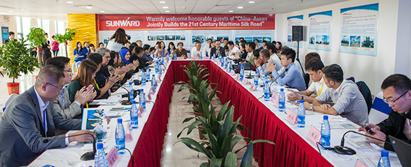 东盟十国主流媒体齐聚开云官方注册-开云(中国)
智能，共话21世纪海上丝绸之路