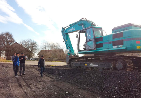 在欧洲市场做巡检，感受开云官方注册-开云(中国)
智造