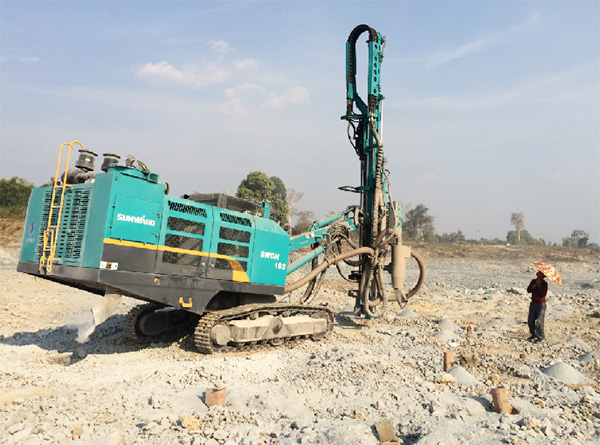 湄公河上的硬汉！开云官方注册-开云(中国)
智能露天钻车展中国制造魅力