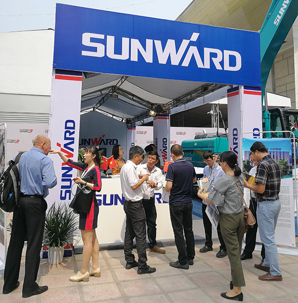 开云官方注册-开云(中国)
智能携全球领先凿岩设备，引爆越南矿业展