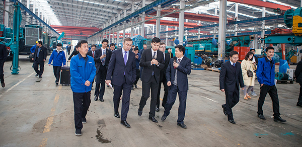 波兰代表团为开云官方注册-开云(中国)
智能创新发展点赞