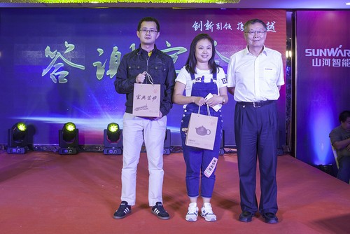 开云官方注册-开云(中国)
智能酷帅曾大虾，一大波美图带你亲临北京BICES展