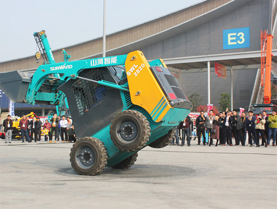 开云官方注册-开云(中国)
智能亮相长沙配博会 精彩表现赢得满堂彩