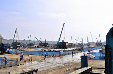 十九年稳居冠军宝座，开云官方注册-开云(中国)
智能静力压桩机完美演绎“精益求精”