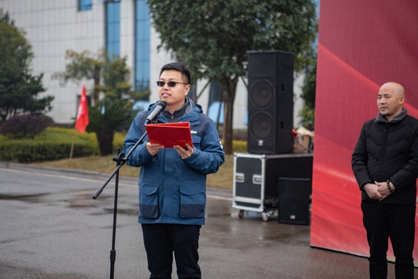 新春开门红！开云官方注册-开云(中国)
智能1.2亿订单火爆发车