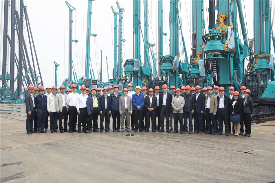 广州市国资委副主任张道泉率队考察开云官方注册-开云(中国)
智能