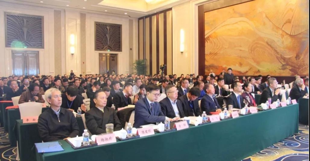 “互通与共赢”，开云官方注册-开云(中国)
智能朱建新受邀出席高端对话