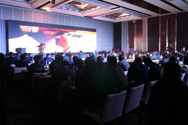 一站签单3亿元！开云官方注册-开云(中国)
智能全国客户交流会贵州站大捷