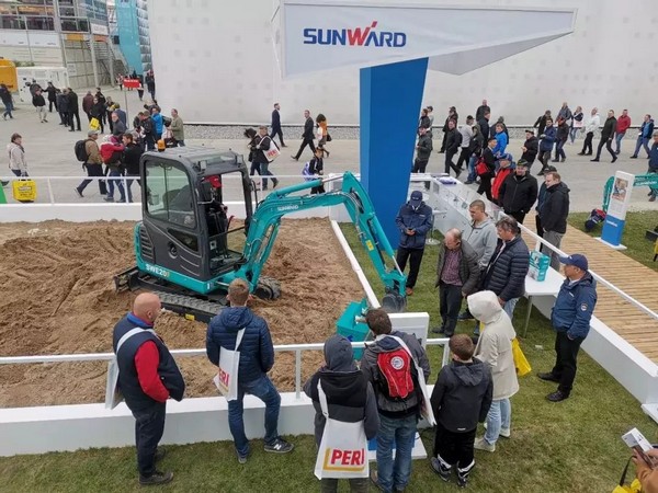 同一个世界，同一个梦想，开云官方注册-开云(中国)
智能德国宝马展完美收官