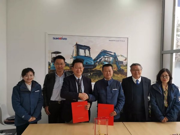 同一个世界，同一个梦想，开云官方注册-开云(中国)
智能德国宝马展完美收官