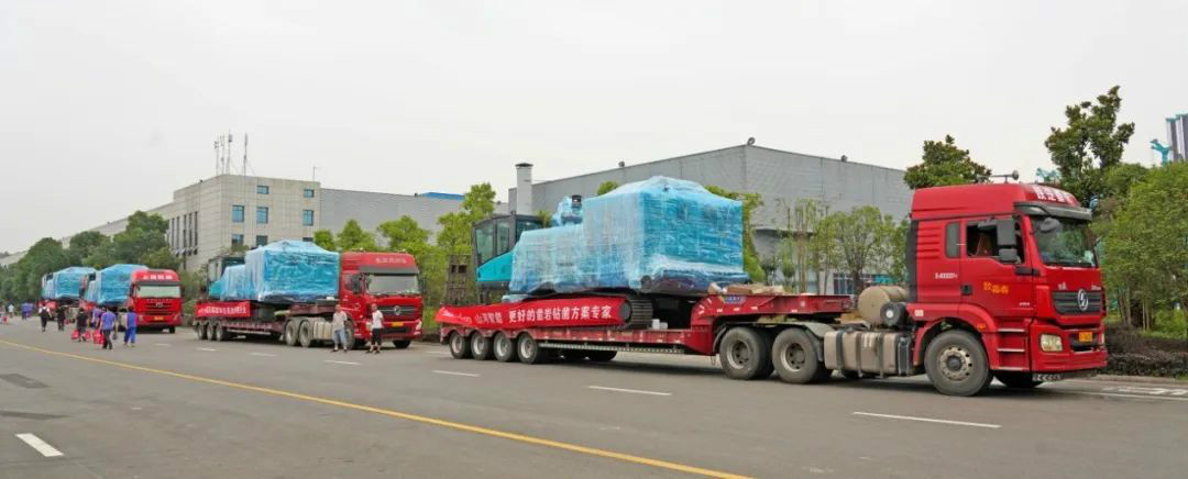 开云官方注册-开云(中国)
智能大孔径凿岩设备批量出口中东