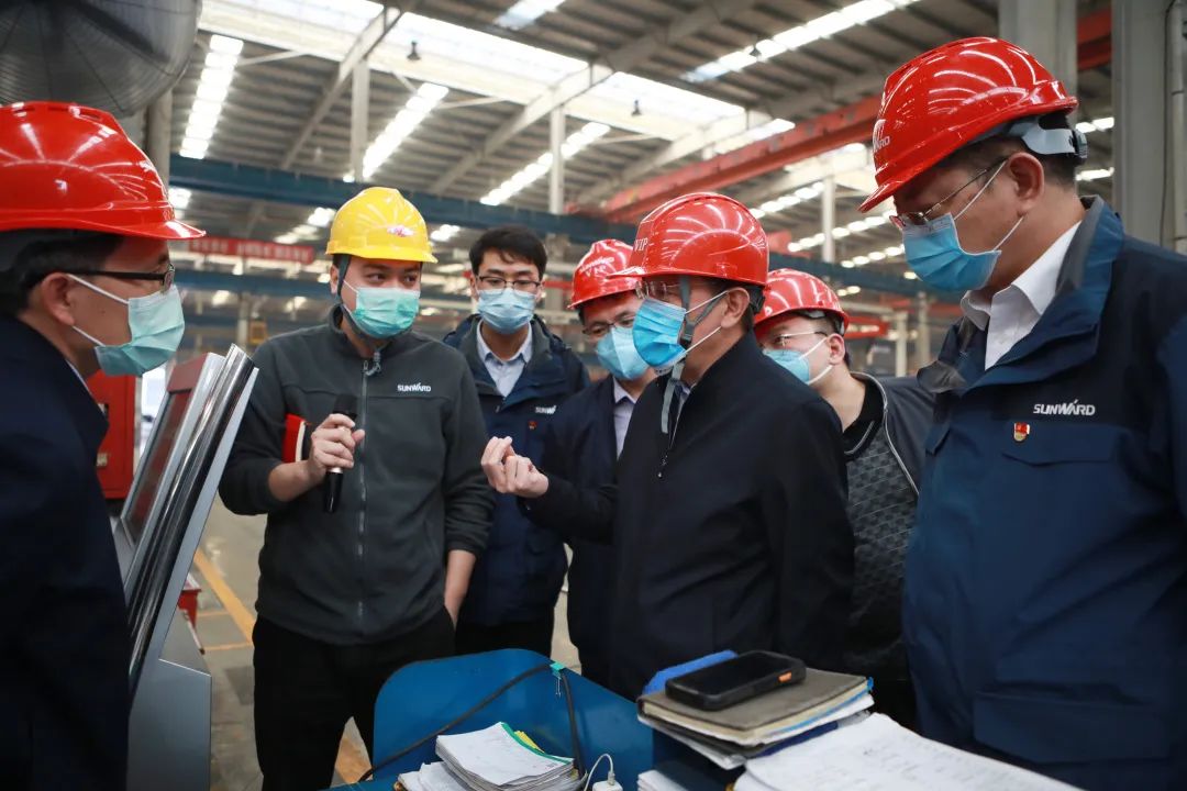 宁夏工信厅副厅长张伟一行调研开云官方注册-开云(中国)
智能
