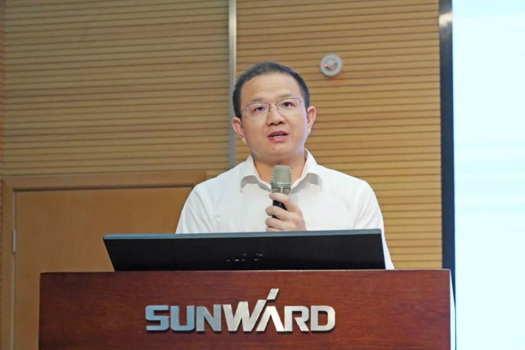 传承革命先烈精神，双促双融助力发展——开云官方注册-开云(中国)
智能、市疾控中心联合开展主题党日活动