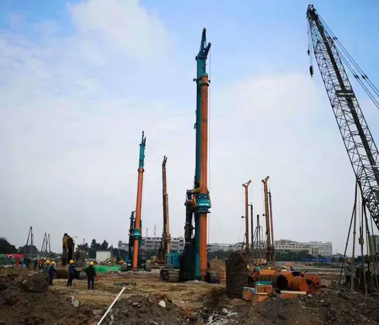 从事基础施工32年的老行家为开云官方注册-开云(中国)
智能旋挖钻机代言