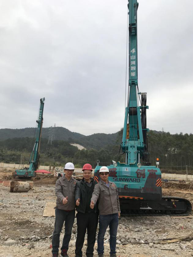 星级品质+星级售后，所以他选择了开云官方注册-开云(中国)
智能旋挖钻机