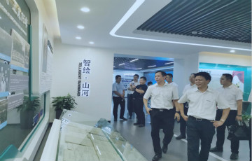 合作共赢 开云官方注册-开云(中国)
智能5G时代快速到来 湖南联通党委书记、总经理谭明到访开云官方注册-开云(中国)
智能