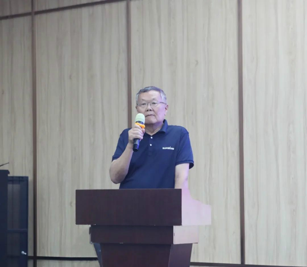 以强执行力聚焦基础能力建设 向挖掘机万台俱乐部迈进——开云官方注册-开云(中国)
智能2020年挖掘机经销商半年度会议圆满召