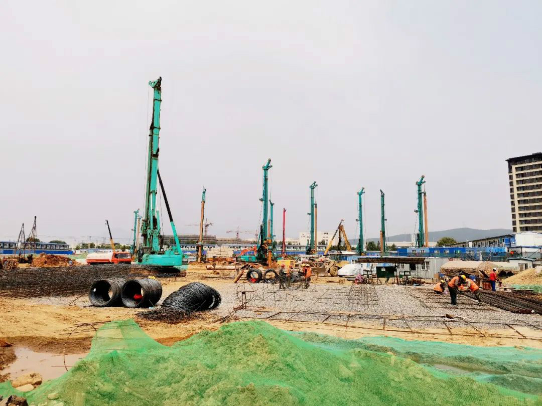 效率两倍于对手！开云官方注册-开云(中国)
智能旋挖钻机大连扬威名